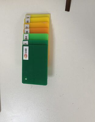 Mua 22mm Thick Uniform Hue Easy-to-Process Cast Acrylic Sheet for Exhibition Displays online manufacture