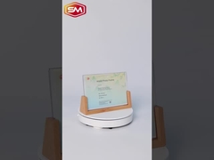 Khung ảnh acrylic có đế gỗ