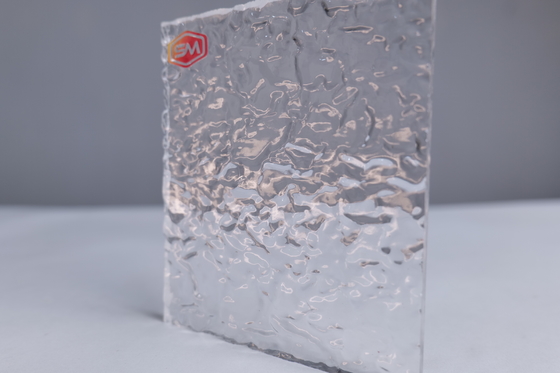 Chất liệu Acrylic trong suốt, có kết cấu trong suốt, bền lâu cho trang trí nhà và giá rẻ