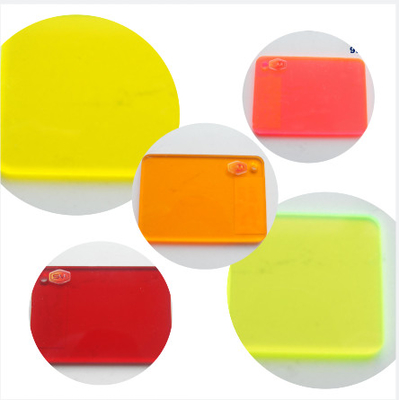 Ứng dụng chống trầy xước của tấm Acrylic màu 3mm 6mm phổ biến với 5-6 năm