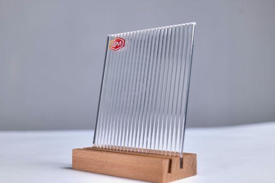 PMMA Extruded Patterned Acrylic Sheet 3mm 5mm Cung cấp khả năng chống va chạm trong suốt và trọng lượng nhẹ