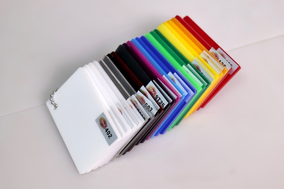Giá rẻ Milky Opal trắng 2050 * 3050mm 3mm đúc màu Acrylic tấm