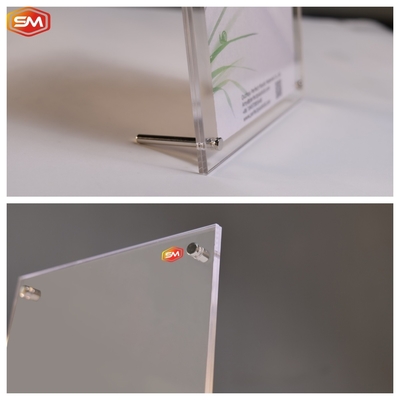 A6 tùy chỉnh hiển thị Acrylic rõ ràng khung ảnh với thép vít đứng
