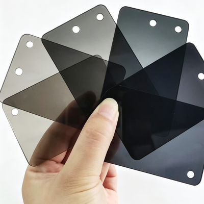 Bảng Acrylic rõ màu có thể tùy chỉnh với độ truyền ánh sáng cao và chống tia UV cho kính phân vùng riêng tư